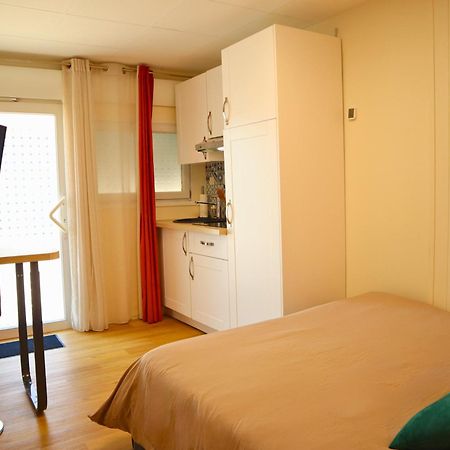 Studio Moderne Et Tout Equipe Au Coeur De Bourbourg - Gare A Proximite 外观 照片